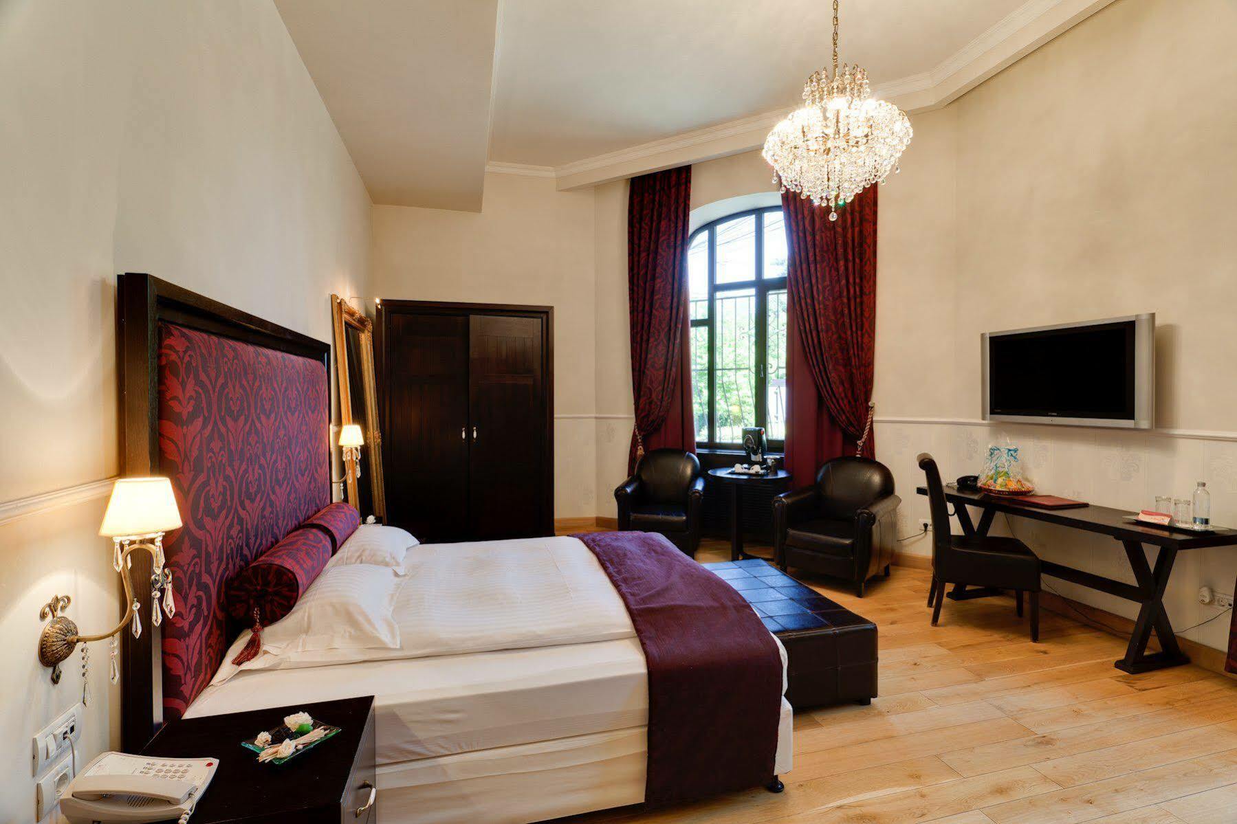 מלון Moxa Boutique 4*